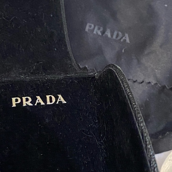Prada made in Italy eye 👁️ glasses 👓 unisex gray with gold in case & wipe - Picture 12 of 16